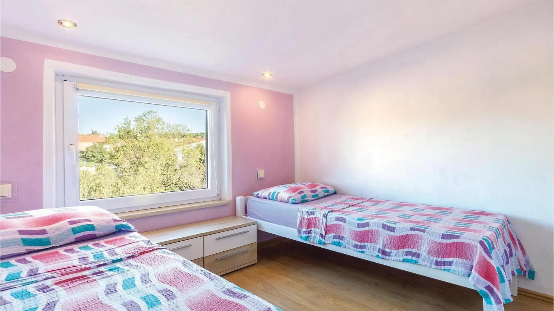 Nice Apartment In Medulin With Wifi